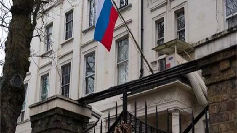 السفارة الروسية لدى إنجلترا: مطالب أوكرانيا بأصول لندن لا أساس لها من الصحة