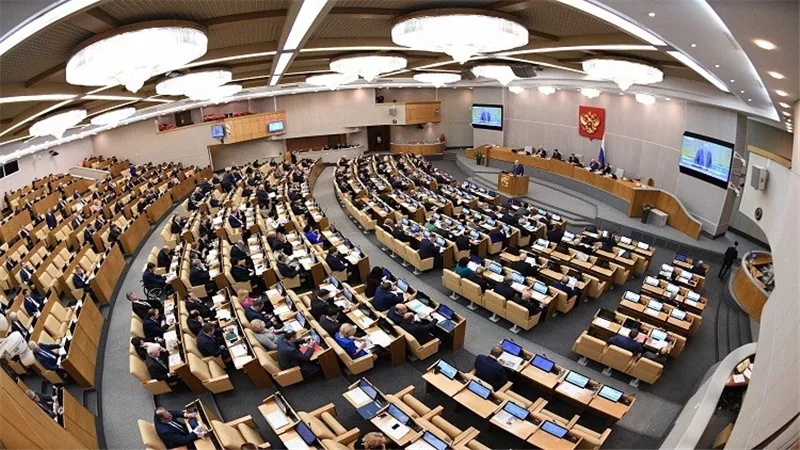 الدوما تنتقد تصريحات الرئيس البولندى الأسبق بالقيام بانتفاضة داخل روسيا
