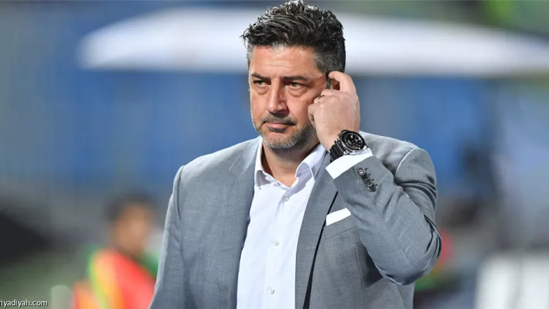 ماهى تفاصيل عقد روي فيتوريا مع منتخب مصر