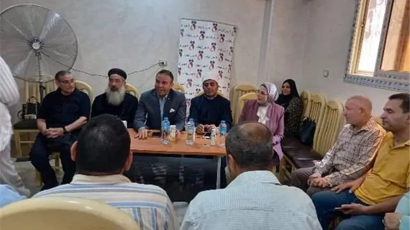 محافظ الشرقية يُشيد بدور قومى المرأة فى توعية المواطنين بالتغيرات المناخية