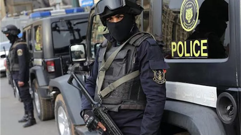 الداخلية : ضبط 28 قطعة سلاح نارى و78 قضية مخدرات وتنفيذ 33 ألف حكم قضائى خلال 24 ساعة