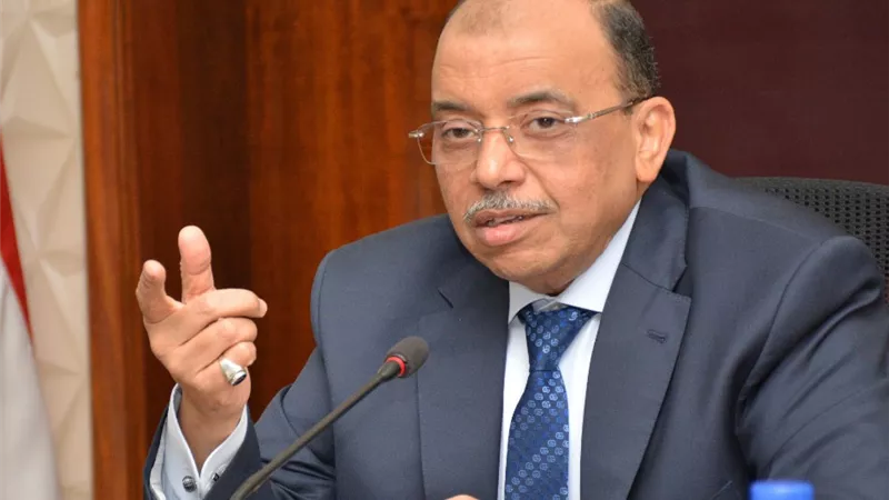 شعراوي يوجه المحافظين بتكثيف حملات الرقابة لمتابعة مواقف السيارات والالتزام بتعريفة الركوب الجديدة