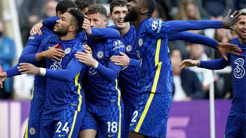نجم تشيلسي يكشف موقفه من الانتقال إلى ريال مدريد