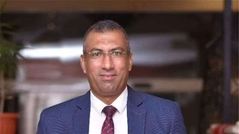استاذ اقتصاد: تأثير تحريك أسعار البنزين والسولار طفيف على قطاع مواد البناء
