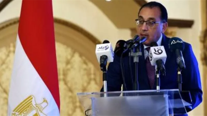 رئيس الوزراء: أقصى زيادة للسرفيس 7%