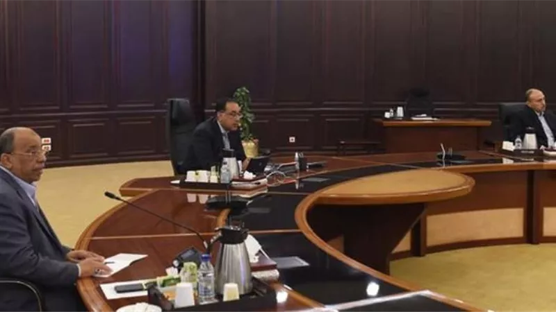 مدبولى: لن نسمح لأحد بإسغلال الوضع بفرض زيادات غير مناسبة في تعريفة الركوب