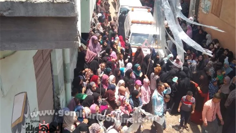 تشييع جثامين ضحايا حادث انقلاب ميني باص باطفال حفظة القران في ترعة بالدقهلية