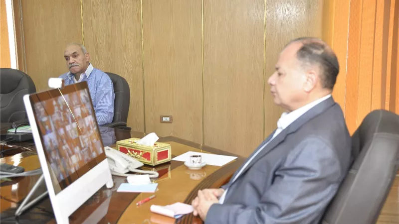 محافظ أسيوط يطمئن رئيس الوزراء على استقرار الاوضاع بالمحافظة بعد زيادة أسعار المنتجات البترولية