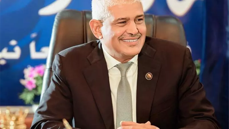 امين حزب حماة الوطن باسيوط يطالب بوضع ملصق اجباري علي جميع السيارات بالأجر المقررة
