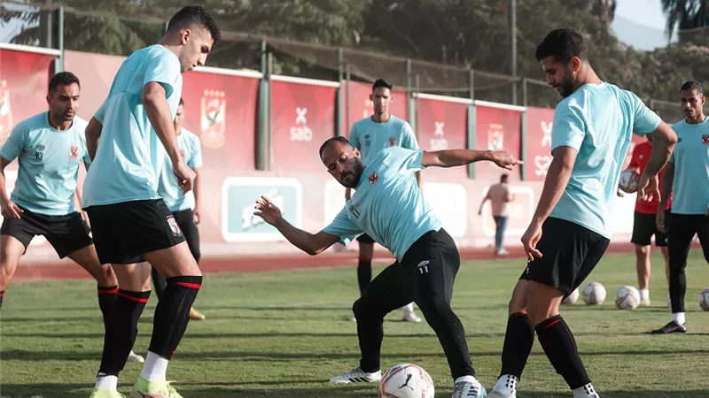 شاهد استعدادات الأهلى لمواجهة بيراميدز فى الدورى.. صور