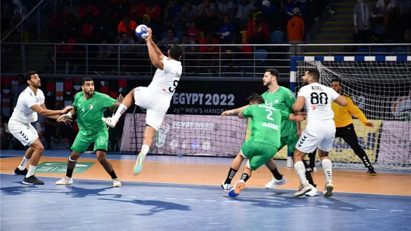 منتخب فراعنة اليد يسحق الجزائر و يحسم التأهل إلى نصف نهائى أمم أفريقيا