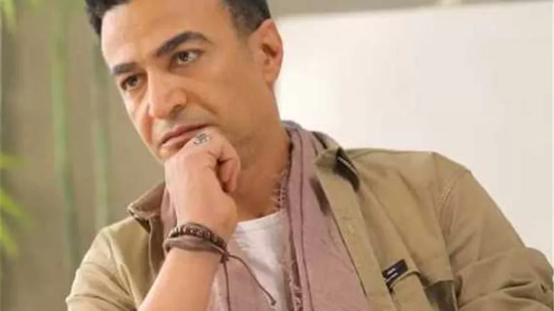الموت يفجع المطرب سمسم شهاب ..ويطالب الدعاء لزوجته