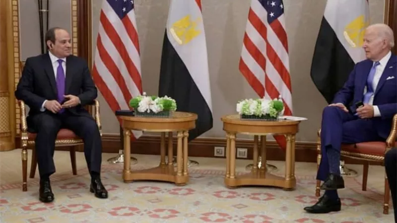 الرئيس السيسي يؤكد لنظيره الأمريكي موقف مصر الثابت من ضرورة التوصل إلى اتفاق قانوني ملزم لملء وتشغيل سد النهضة