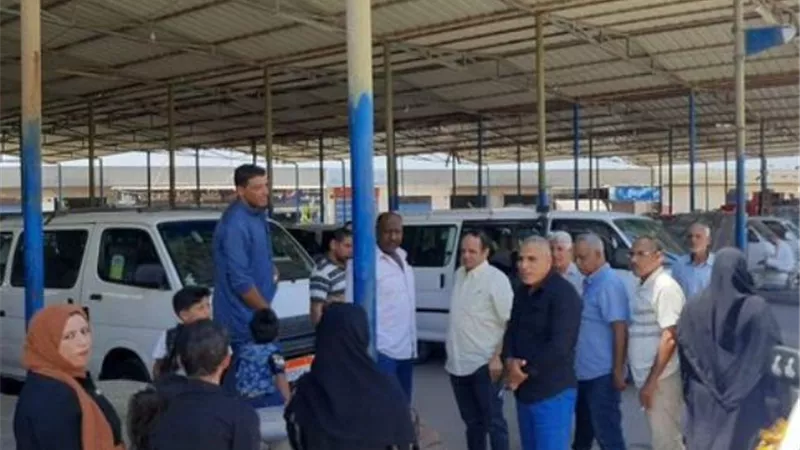 حملات يومية لمتابعة تعريفة الركوب الجديدة بالإسماعيلية ..صور
