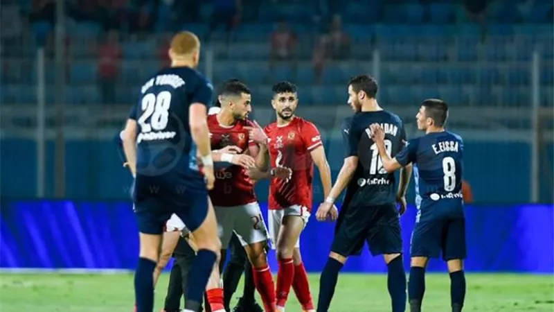 فتح الله يُعلق على مشادة عبد المنعم ورمضان صبحى عقب انتهاء مباراة الأهلى وبيراميدز