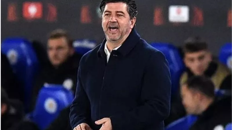 لقيادة المنتخب.. اتحاد الكرة يعلن موعد وصول البرتغالى فيتوريا
