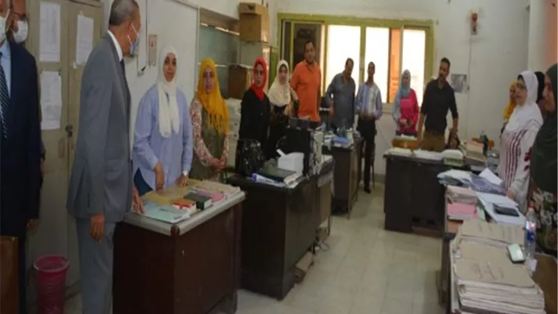 الهجان يهنئ العاملين بمحافظة القليوبية بعيد الأضحى.. ويشيد بجهودهم في دعم خطط التنمية