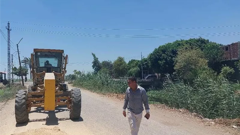 إزالة تعد بالبناء على أملاك الدولة بأهناسيا