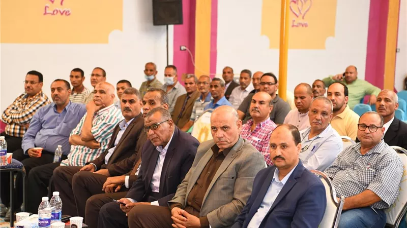 محافظ قنا يعقد اللقاء الجماهيري الرابع بالوقف..صور