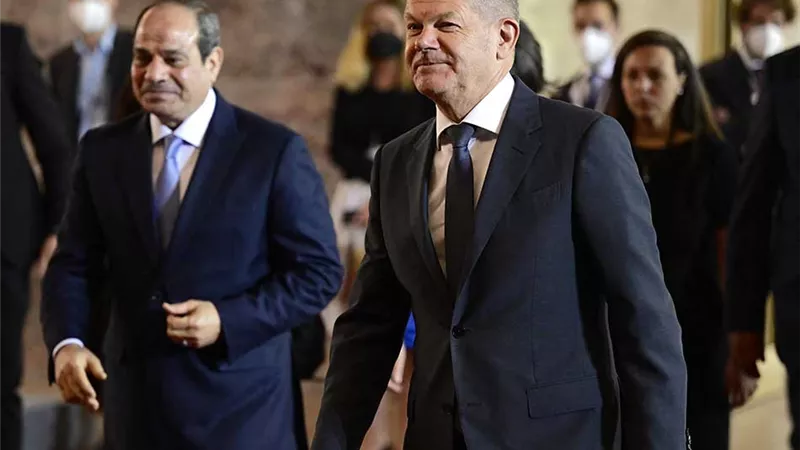 بعد قليل.. مؤتمر صحفي للرئيس السيسي والمستشار الألماني بمقر المستشارية