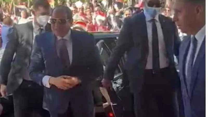 الجالية المصرية تستقبل الرئيس السيسى فى العاصمة الألمانية برلين