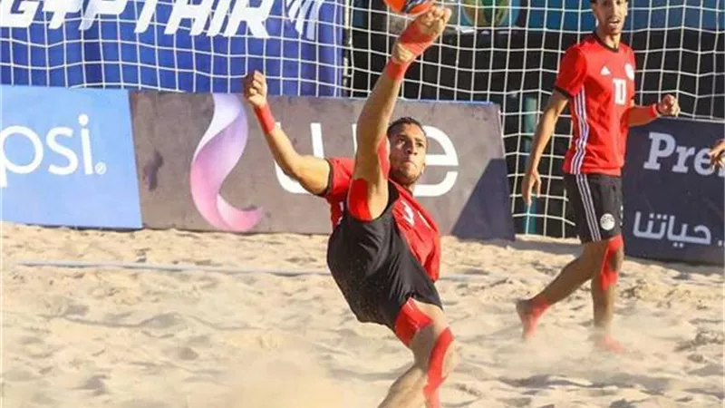 مسحة طبية لمنتخب الكرة الشاطئية قبل السفر إلى غانا
