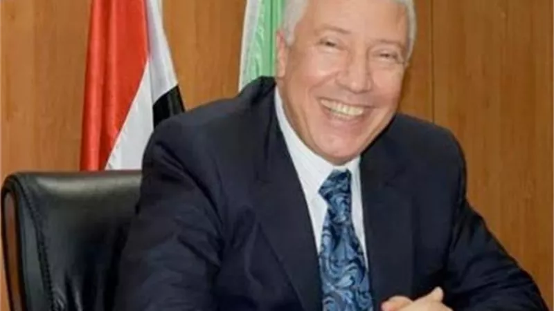 رئيس 