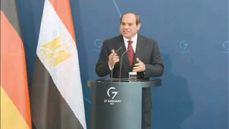 السيسي يدعو المهتمين بحقوق الإنسان لزيارة مصر
