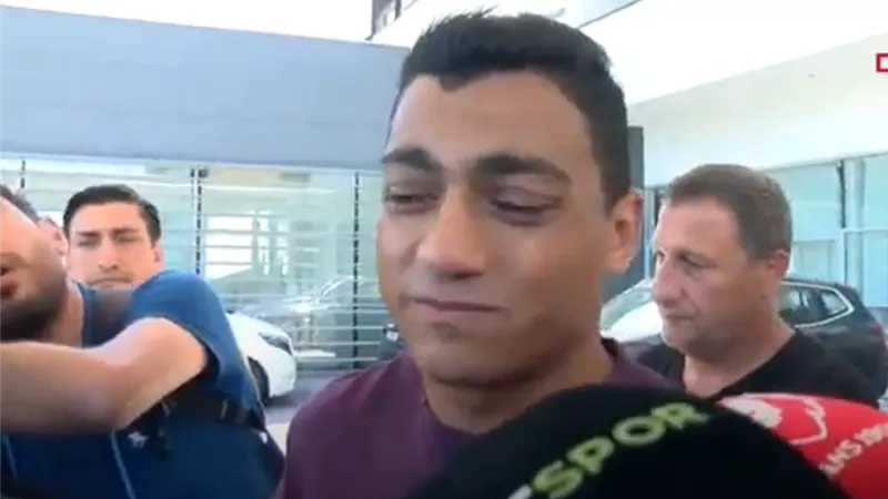 شاهد.. مصطفى محمد يودع جالاتا سراي بالدموع وبرسالة مؤثرة