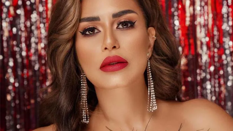 منة فضالي تشوق جمهورها بفيلمها الجديد روحي لك