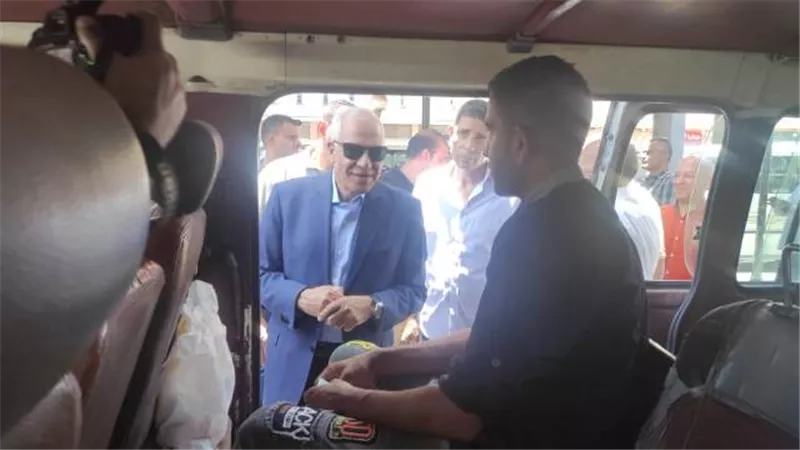 محافظ الجيزة : ضبط ١٥٣ سيارة سرفيس غير ملتزمة بأجرة الركوب المحددة
