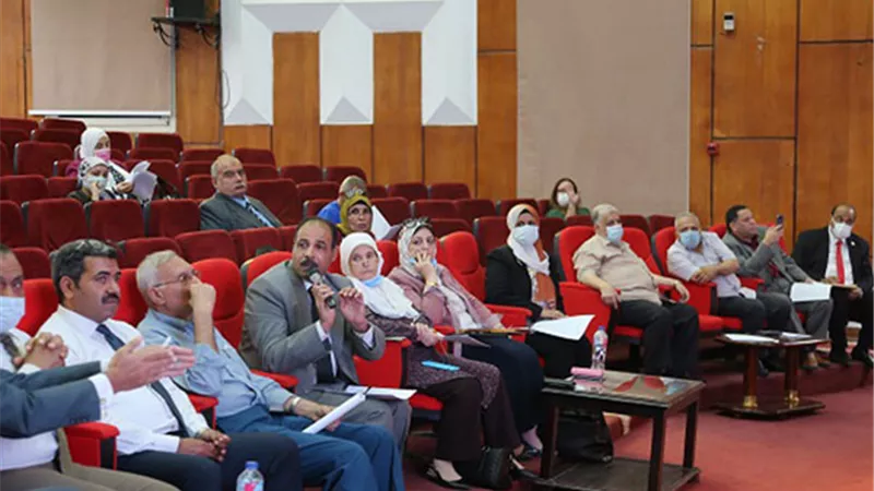 مجلس شؤون التعليم والطلاب بجامعة الفيوم يناقش قواعد قبول التحويلات ونقل القيد للطلاب المستجدين