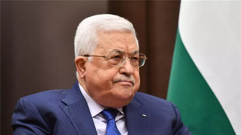 الرئيس الفلسطيني يحذر : حل الدولتين يتآكل بسبب الممارسات الإسرائيلية