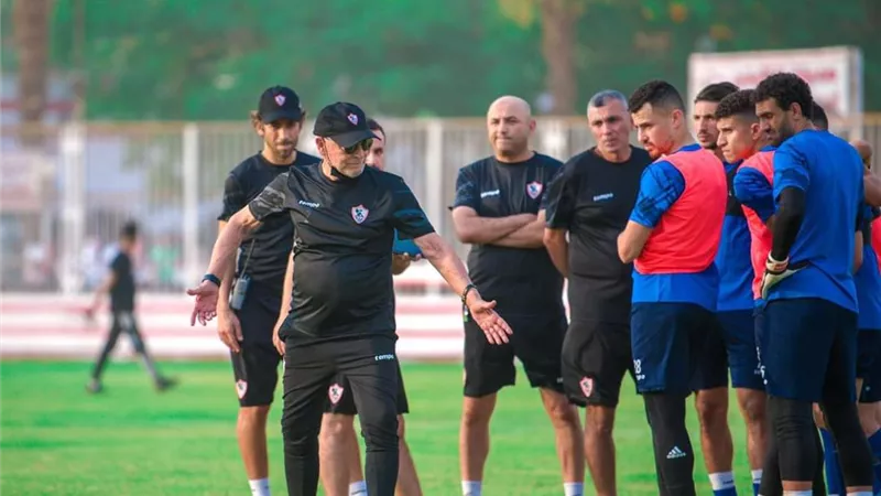 فيريرا يدفع بالمثلوثى لقيادة الجبهة اليمنى للزمالك فى مواجهة الأهلى
