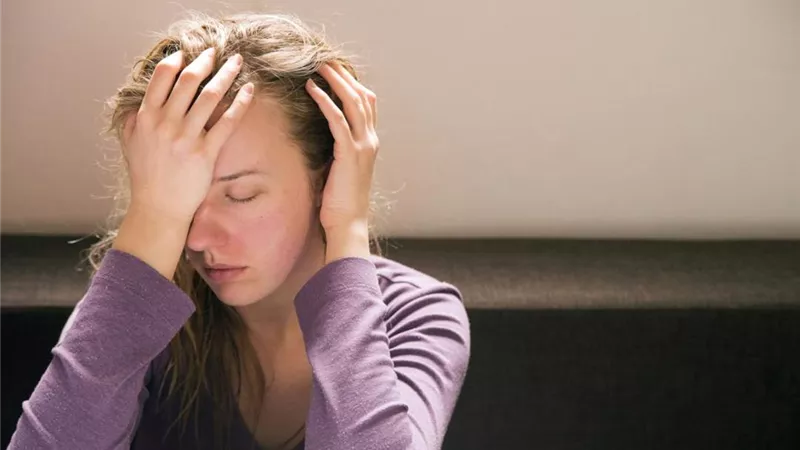 تعرف على أهم الأعراض الجسدية الناجمة عن الإرهاق