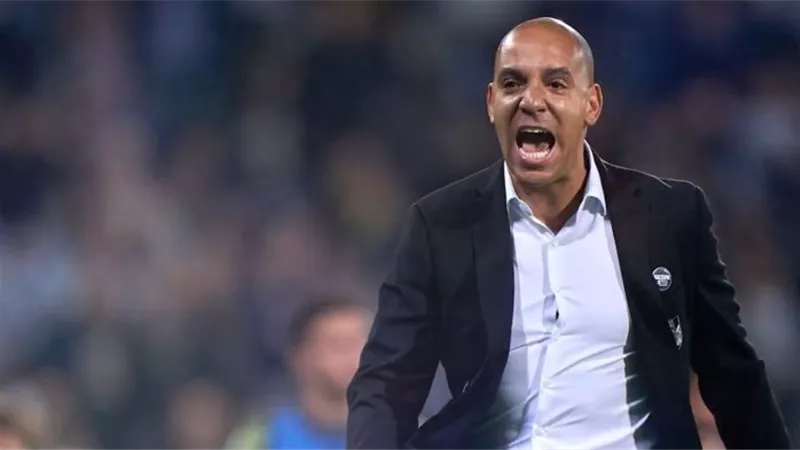 الطائى السعودى يعلن التعاقد مع مدرب برتغالى لقيادة الفريق