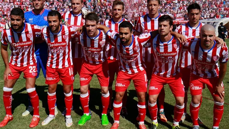 الدورى الأرجنتينى .. التعادل يحسم موقعة يونيون سانتا وسان لورينزو