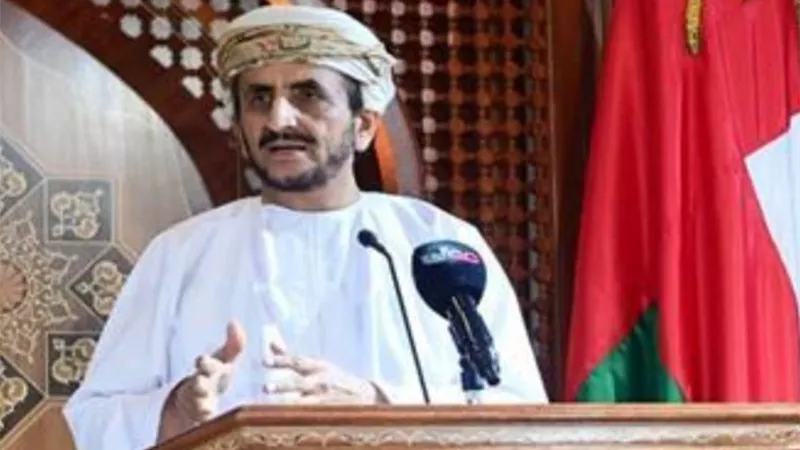 دبلوماسي عماني يبحث مع المبعوث الأممي لليمن الجهود المبذولة للوصول إلى حل سياسي