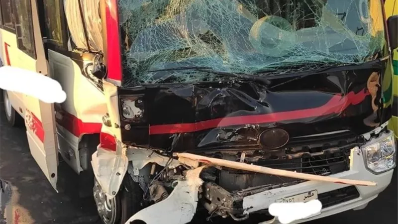 إصابة 7 سائحين و 3 مصريين فى تصادم أتوبيس سياحي وميكروباص بالغردقة