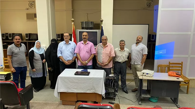 الفولي وعمارة يثنيان علي الجهود المبذولة لنجاح واستقرار أعمال الإمتحانات بالسويس