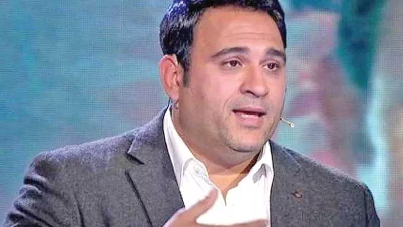 أول تعليق لـ أكرم حسني على سرقته كلمات أغنية 