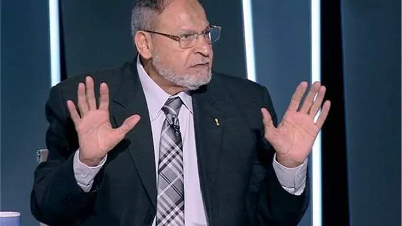 طه إسماعيل : العواطف مع لاعبى الاهلى 