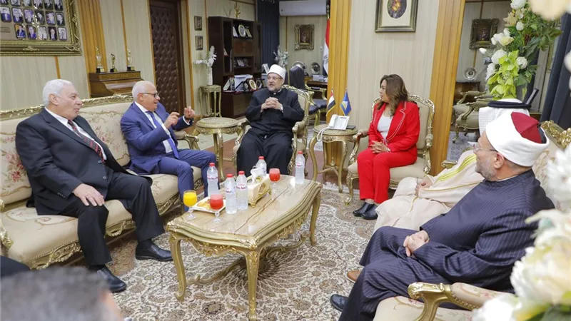 محافظ دمياط تستقبل وزير الأوقاف ومفتى الجمهورية ..صور