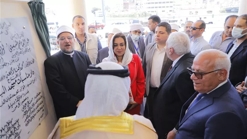 محافظ دمياط ووزير الأوقاف والمفتى يفتتحون دار مناسبات مسجد البحر..صور