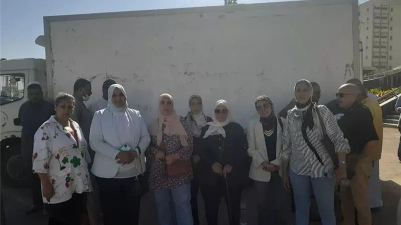 تضامن الاسكندرية ؛ هناك عمل تطوعى من العاملين لادخال البهجة والفرحة للمستحقين
