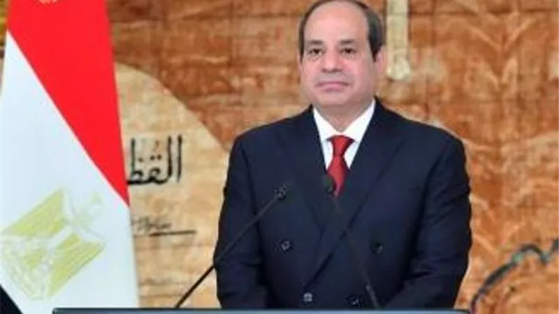 السيسى: العلاقة بين الشعب والجيش اتسمت بالتلاحم والثقة المتبادلة