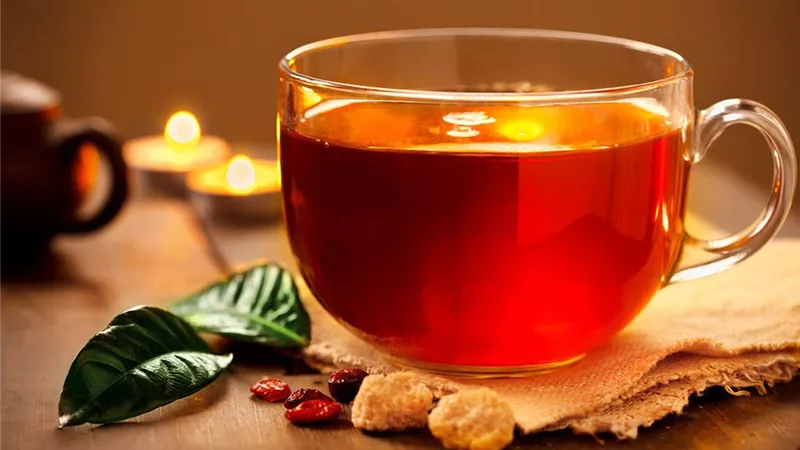 يسبب أمراض القلب.. تحذير هام من تناول الشاى