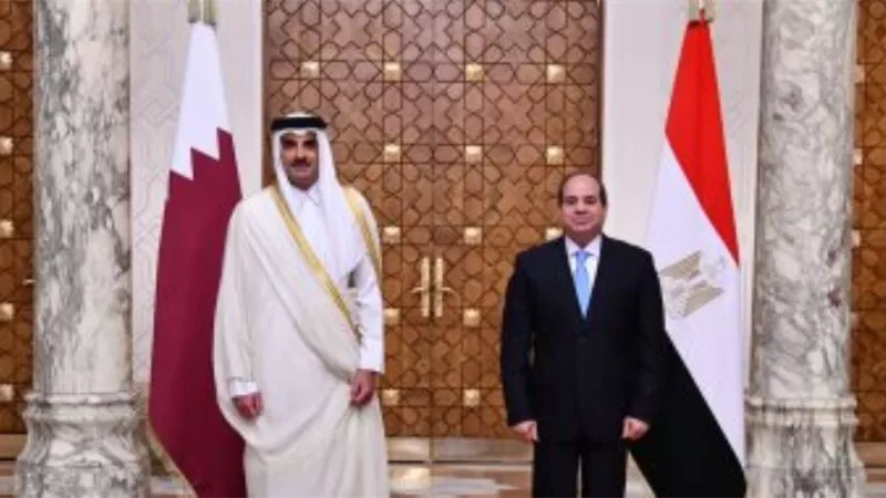 أمير قطر ونائبه يهنئان الرئيس السيسى بذكرى ثورة 23 يوليو المجيدة