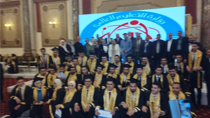 تخريج دفعة جديدة من طلاب المعهد العالى للهندسة ببلبيس