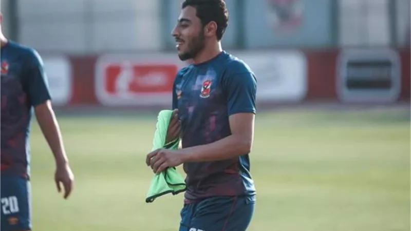 اكرم توفيق يشارك فى تدريبات الاهلى